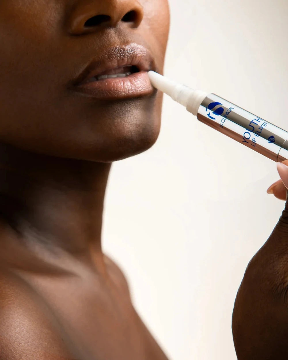 Youth Lip Elixir iS Clinical 3,5g (vista 3)